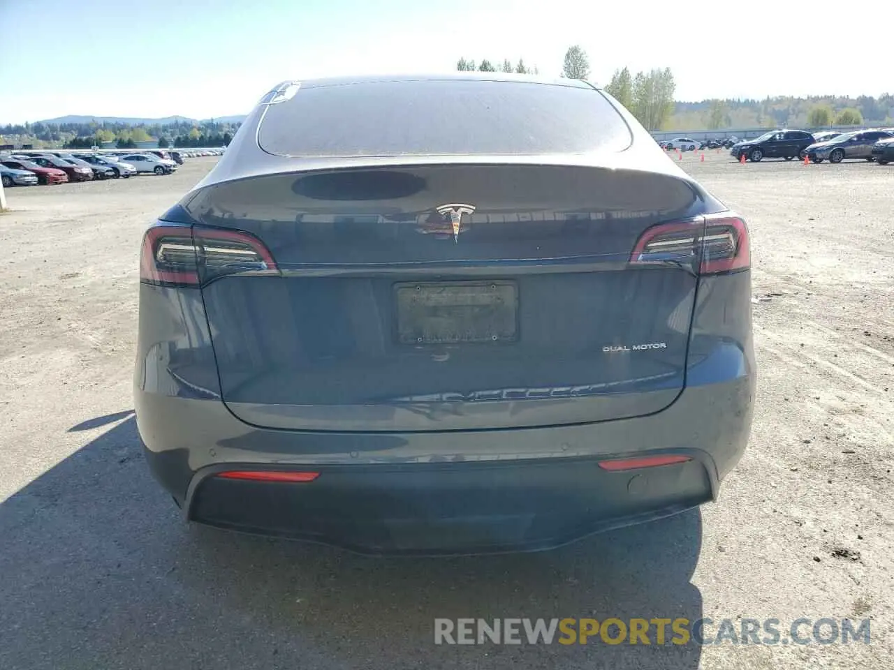 6 Photograph of a damaged car 7SAYGDEE8PF592918 TESLA MODEL Y 2023