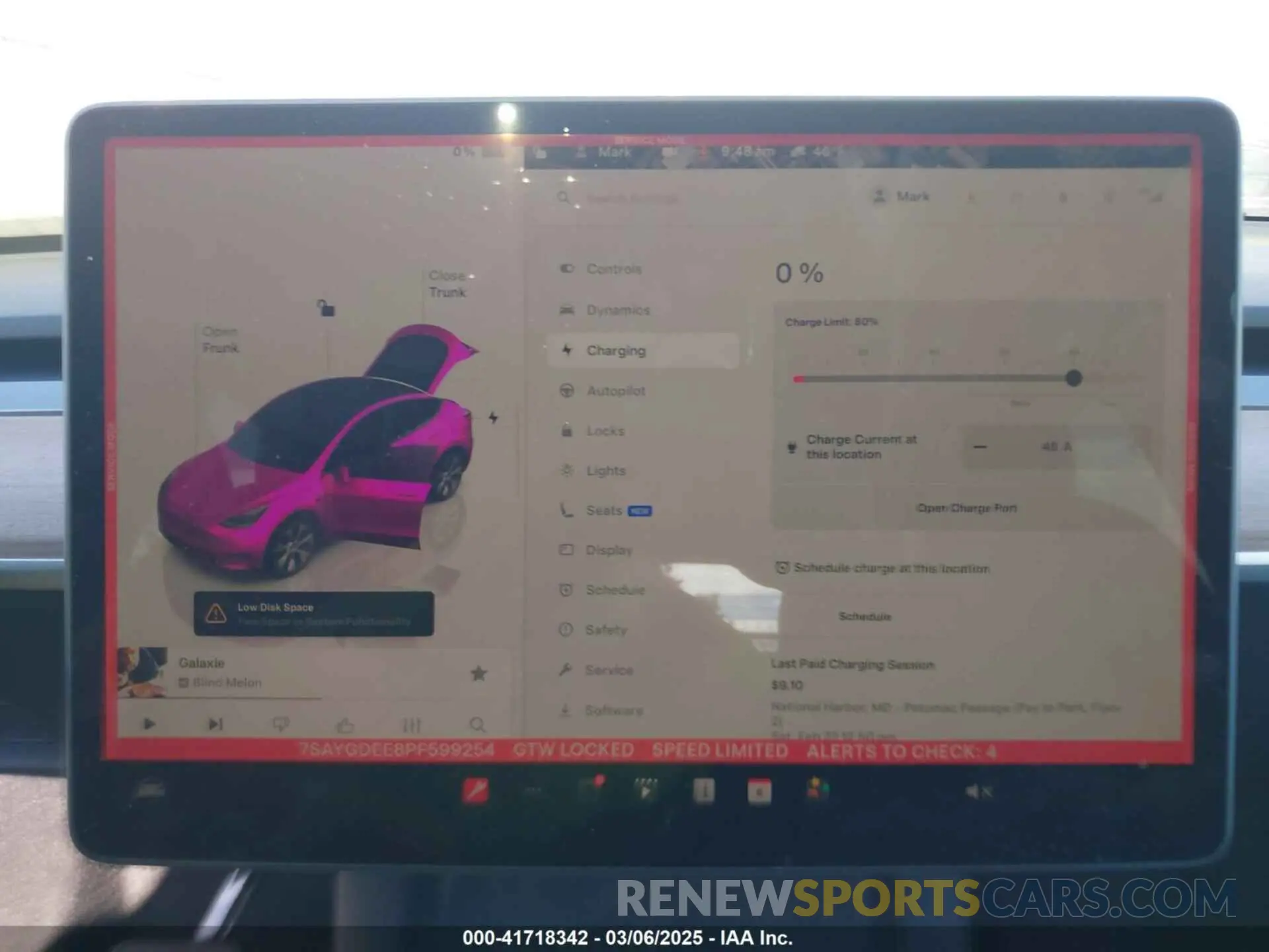 18 Photograph of a damaged car 7SAYGDEE8PF599254 TESLA MODEL Y 2023