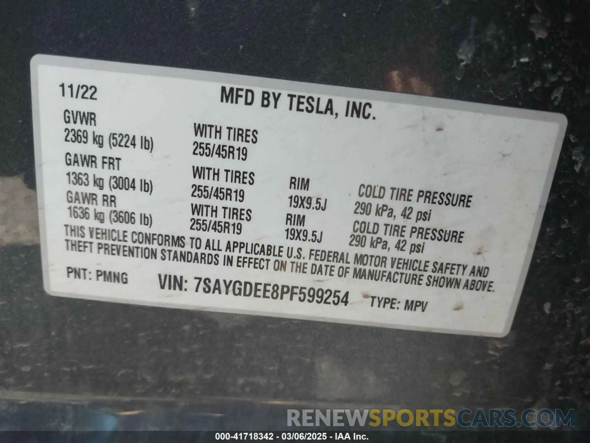 9 Photograph of a damaged car 7SAYGDEE8PF599254 TESLA MODEL Y 2023
