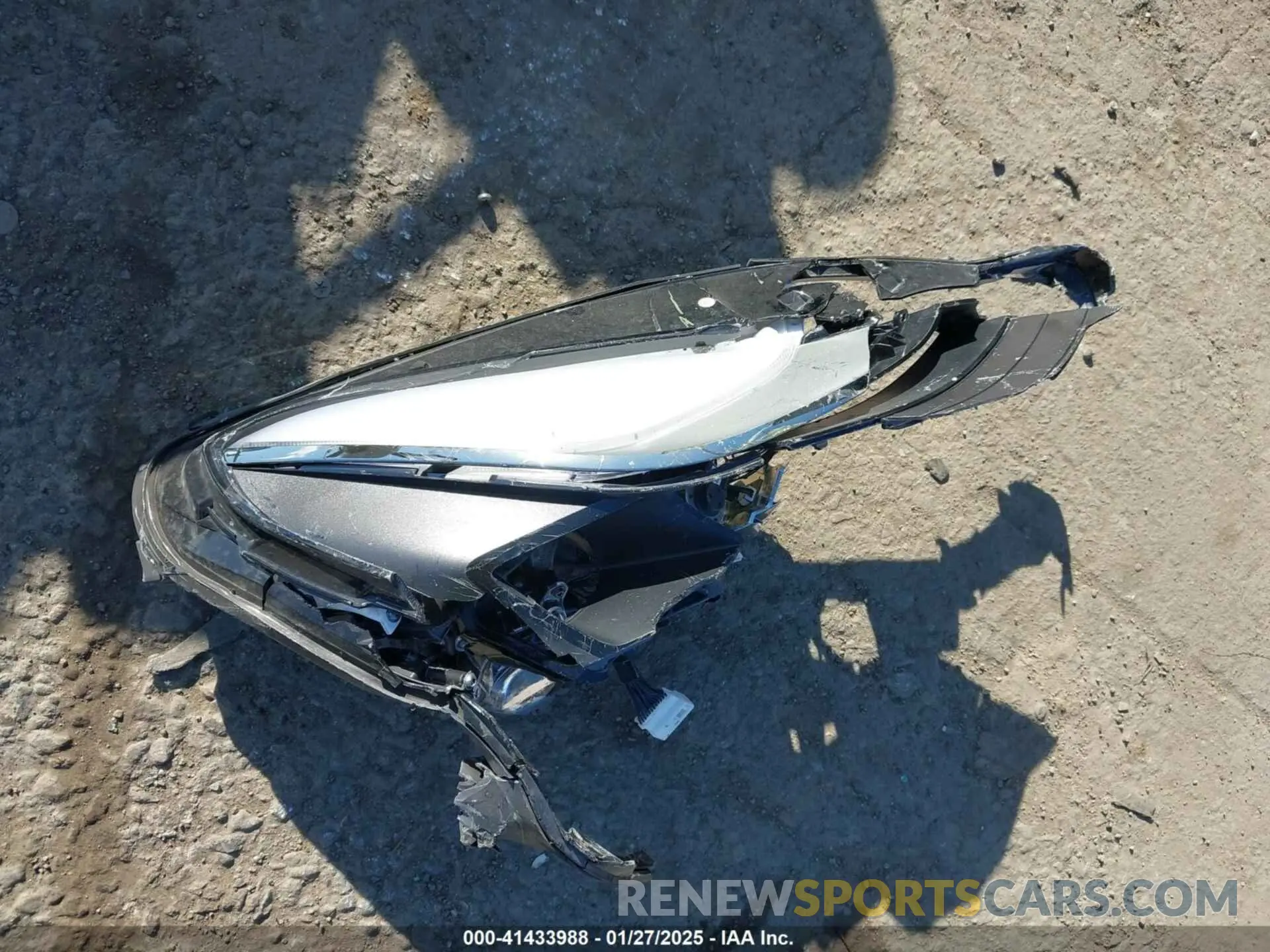 11 Photograph of a damaged car 7SAYGDEE8PF620748 TESLA MODEL Y 2023
