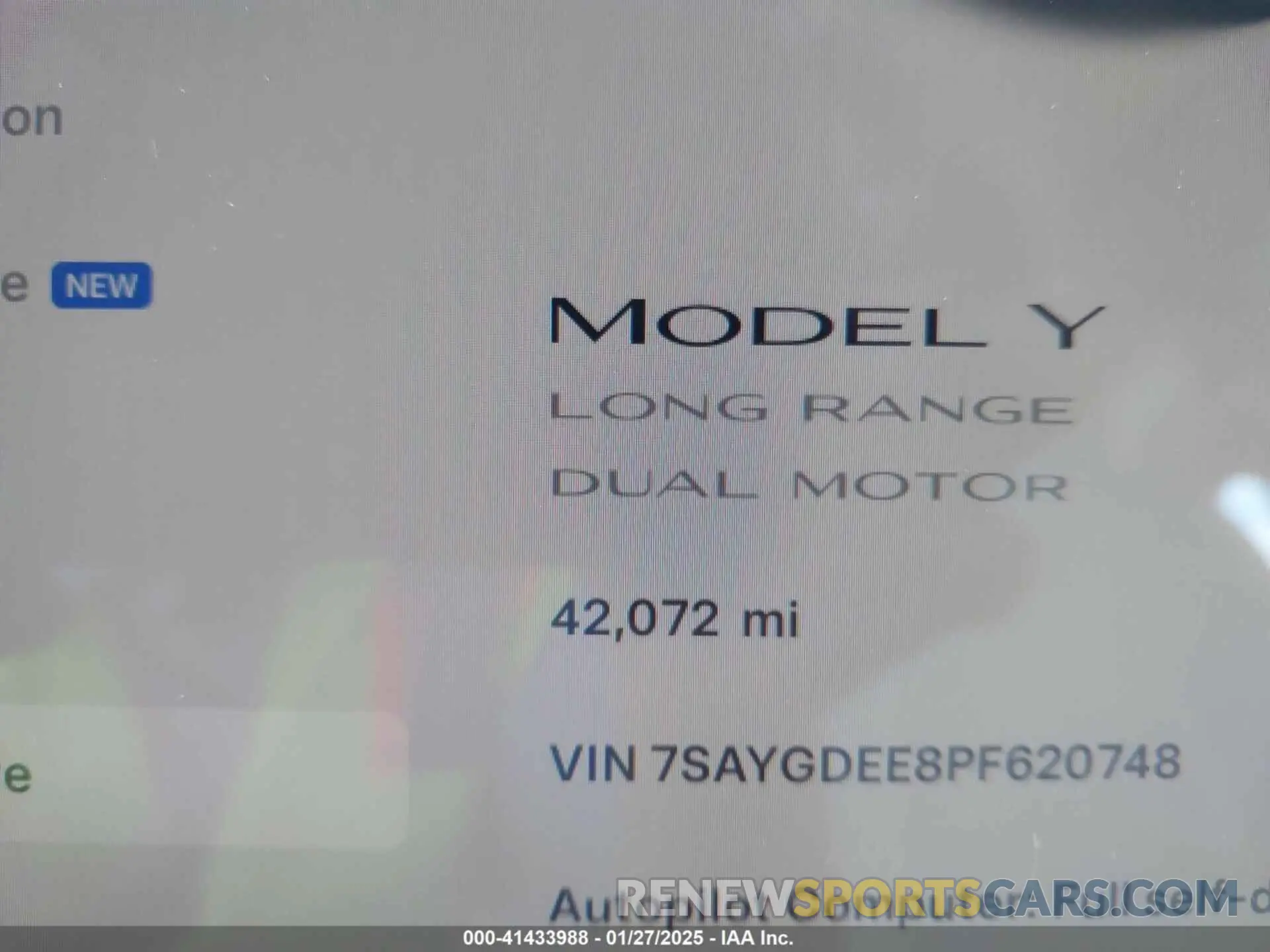 15 Photograph of a damaged car 7SAYGDEE8PF620748 TESLA MODEL Y 2023