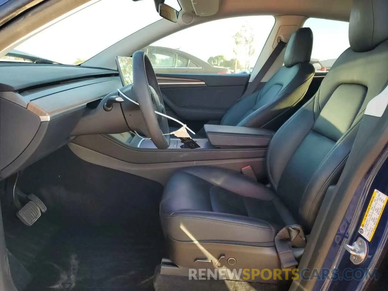 7 Photograph of a damaged car 7SAYGDEE8PF635251 TESLA MODEL Y 2023