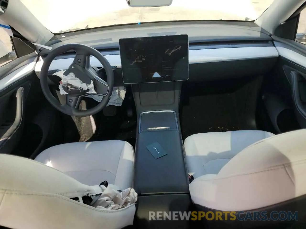 8 Photograph of a damaged car 7SAYGDEE8PF743756 TESLA MODEL Y 2023