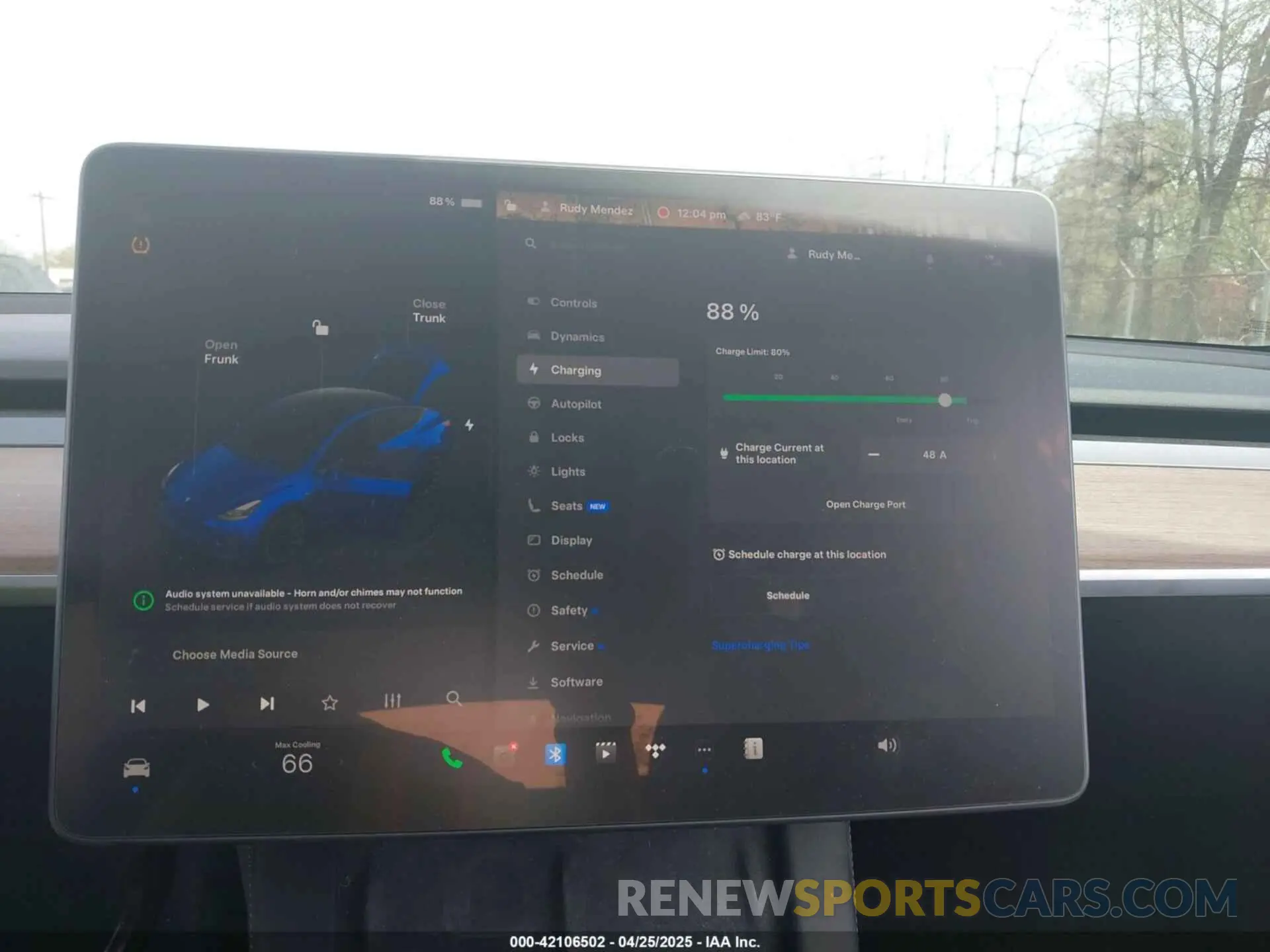 16 Photograph of a damaged car 7SAYGDEE8PF768589 TESLA MODEL Y 2023