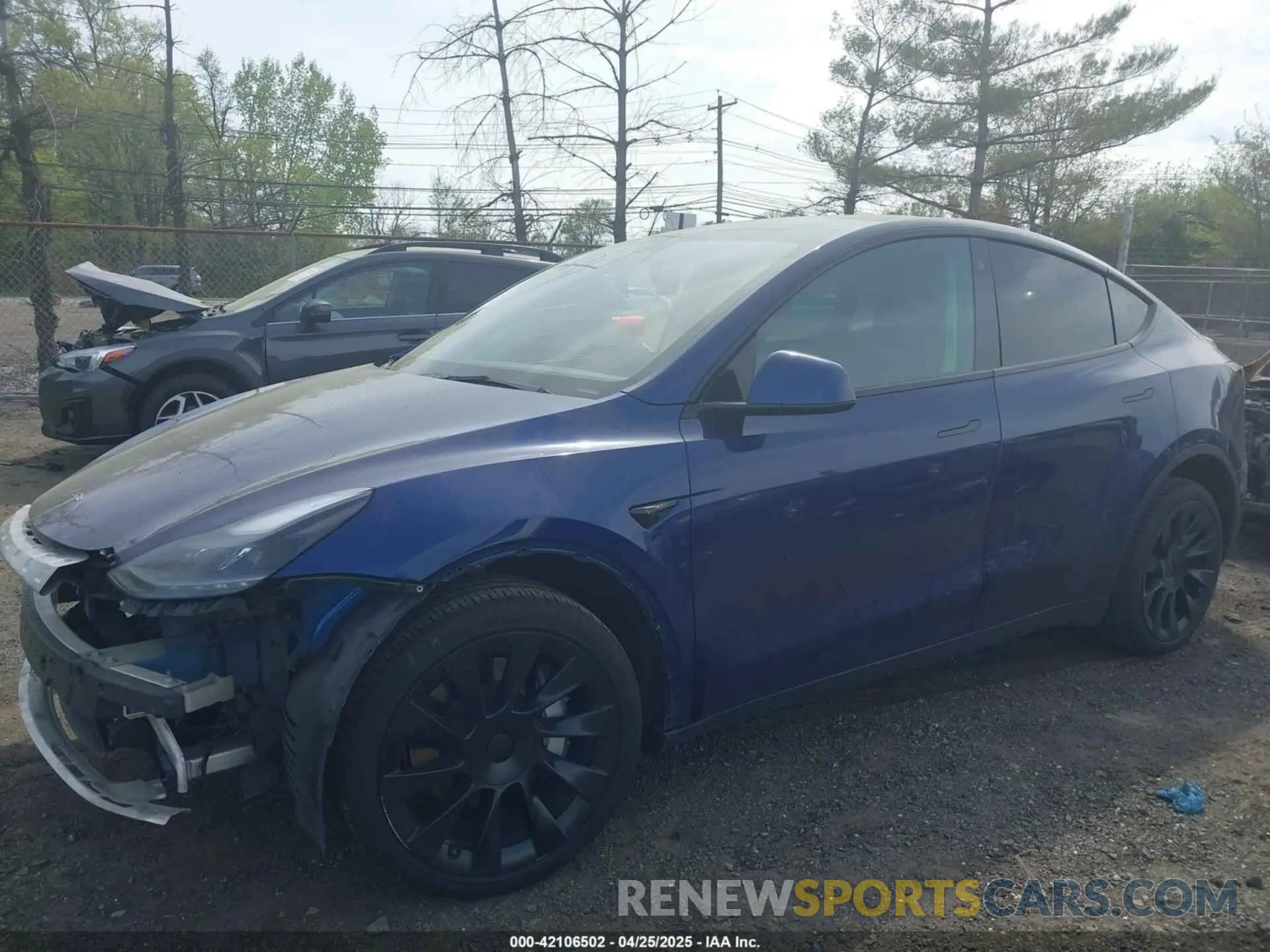 2 Photograph of a damaged car 7SAYGDEE8PF768589 TESLA MODEL Y 2023