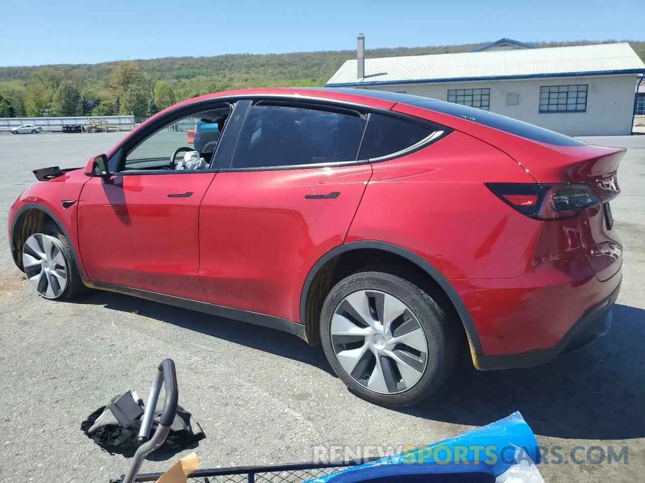 2 Photograph of a damaged car 7SAYGDEE8PF790494 TESLA MODEL Y 2023
