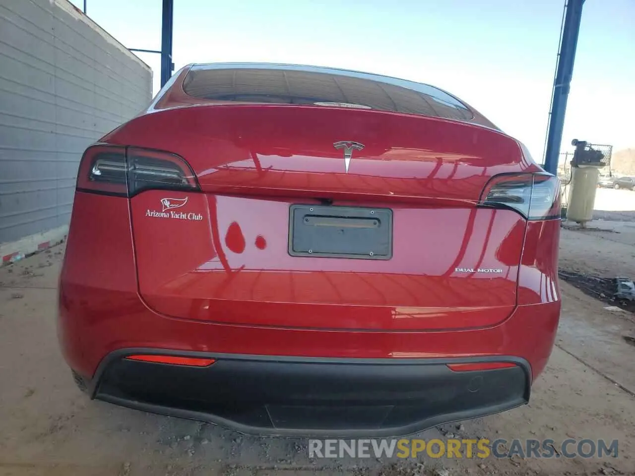 6 Photograph of a damaged car 7SAYGDEE8PF792634 TESLA MODEL Y 2023