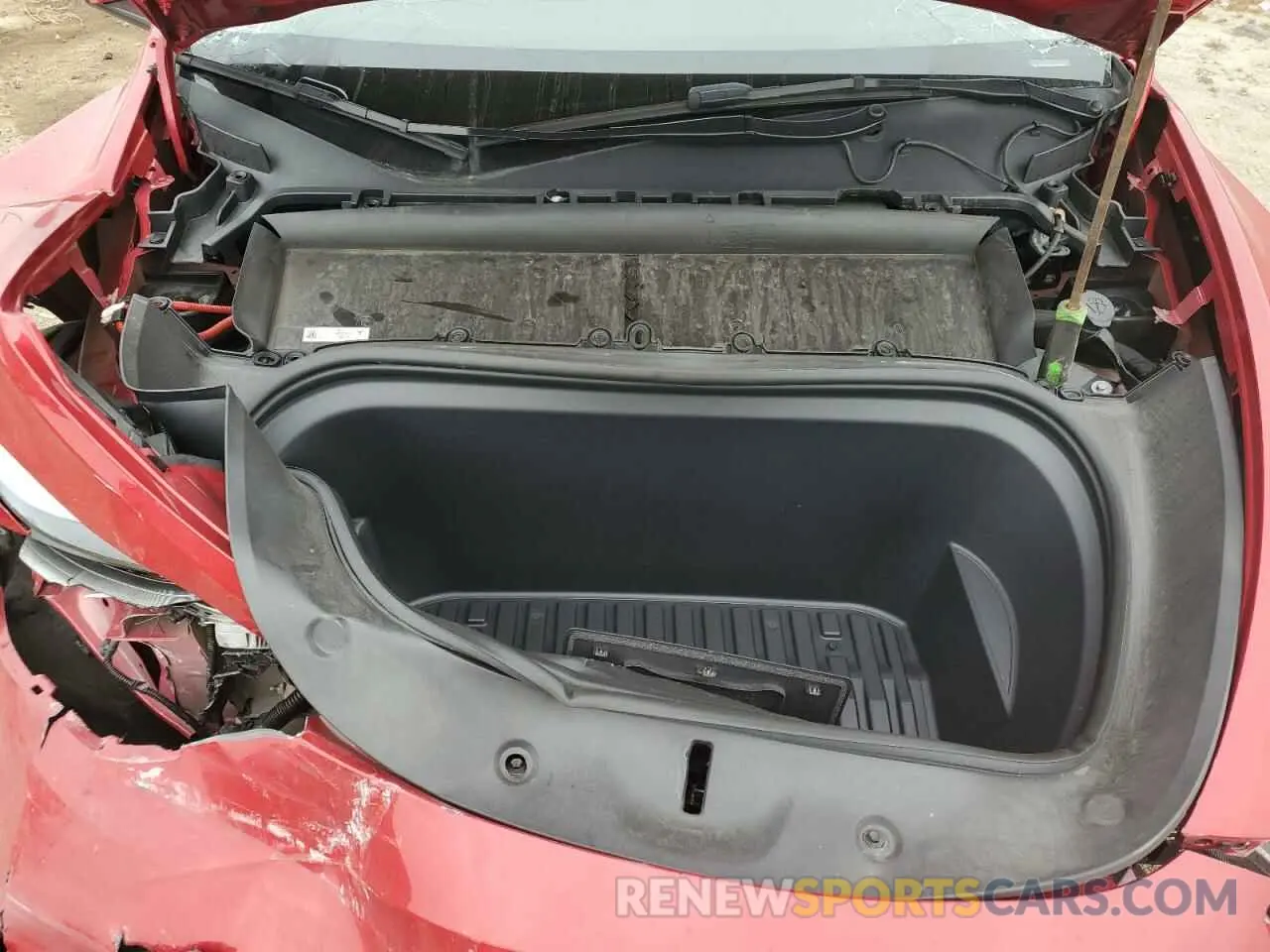 12 Photograph of a damaged car 7SAYGDEE8PF810338 TESLA MODEL Y 2023