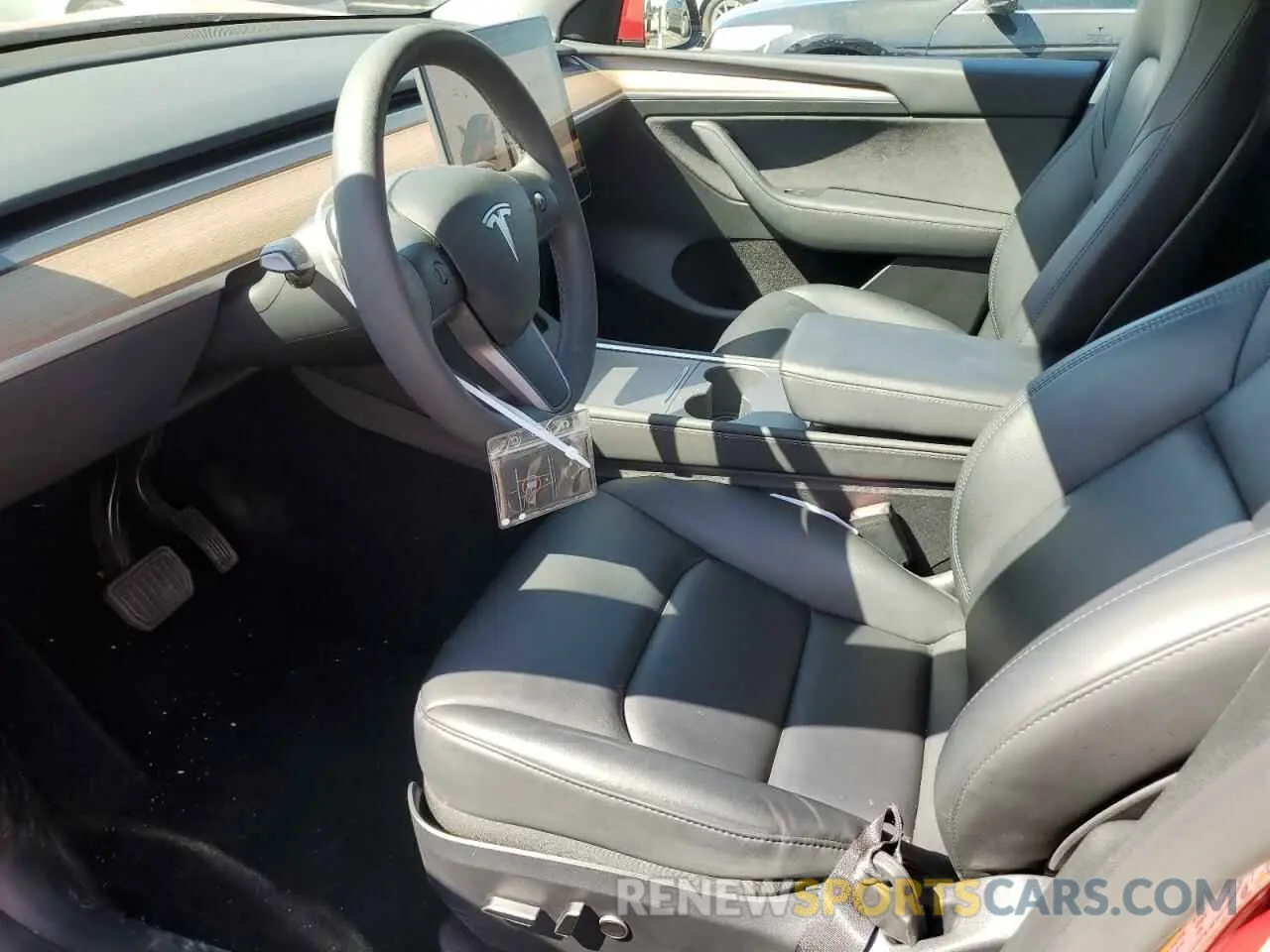 7 Photograph of a damaged car 7SAYGDEE8PF827740 TESLA MODEL Y 2023