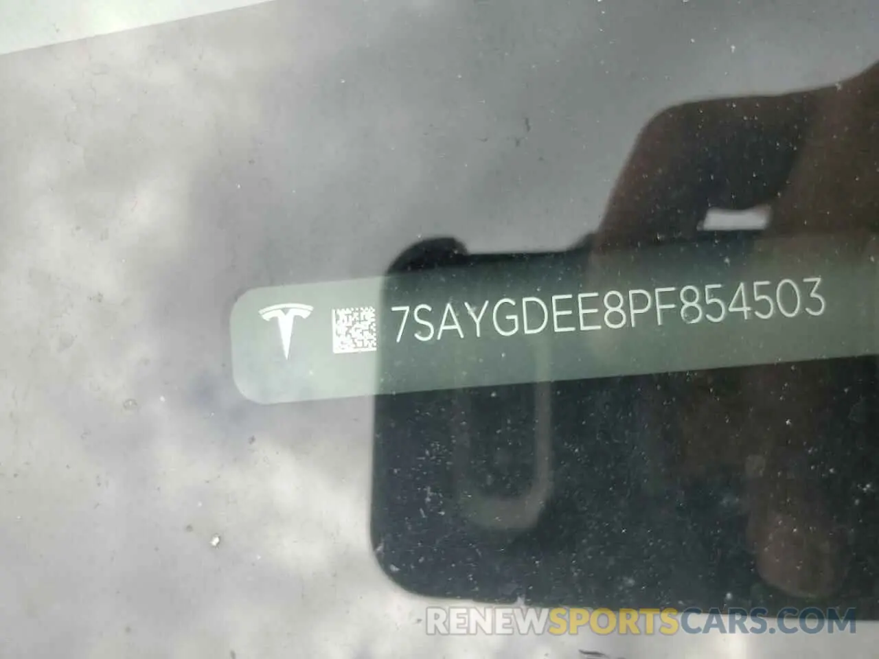 12 Photograph of a damaged car 7SAYGDEE8PF854503 TESLA MODEL Y 2023