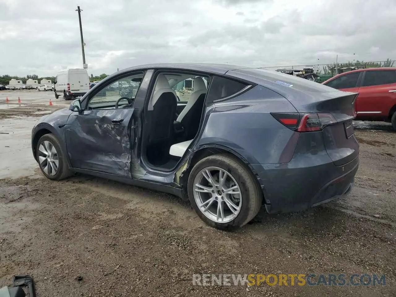2 Photograph of a damaged car 7SAYGDEE8PF854503 TESLA MODEL Y 2023