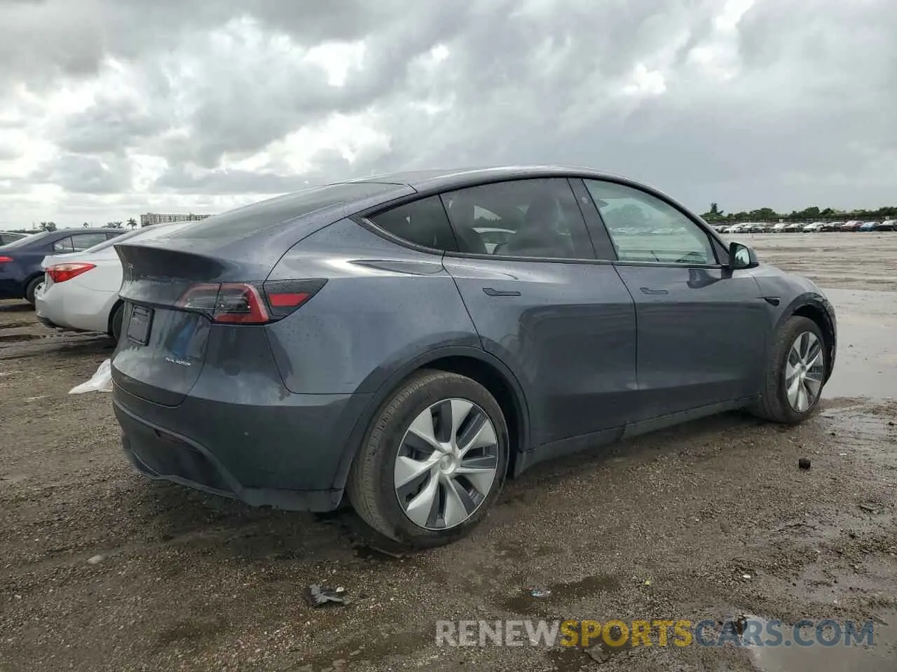 3 Photograph of a damaged car 7SAYGDEE8PF854503 TESLA MODEL Y 2023