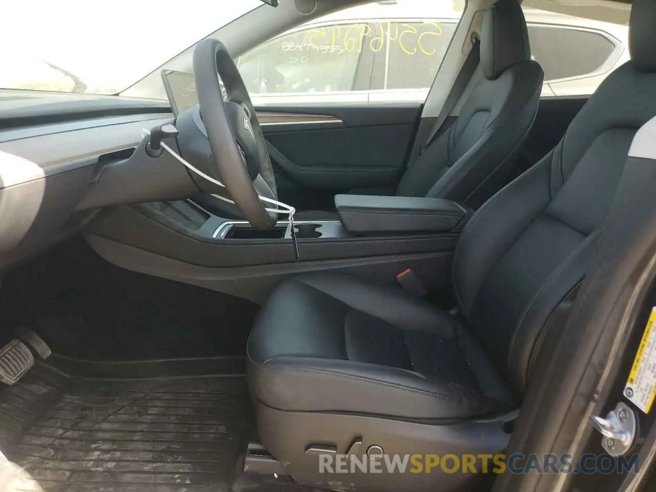 7 Photograph of a damaged car 7SAYGDEE8PF869440 TESLA MODEL Y 2023