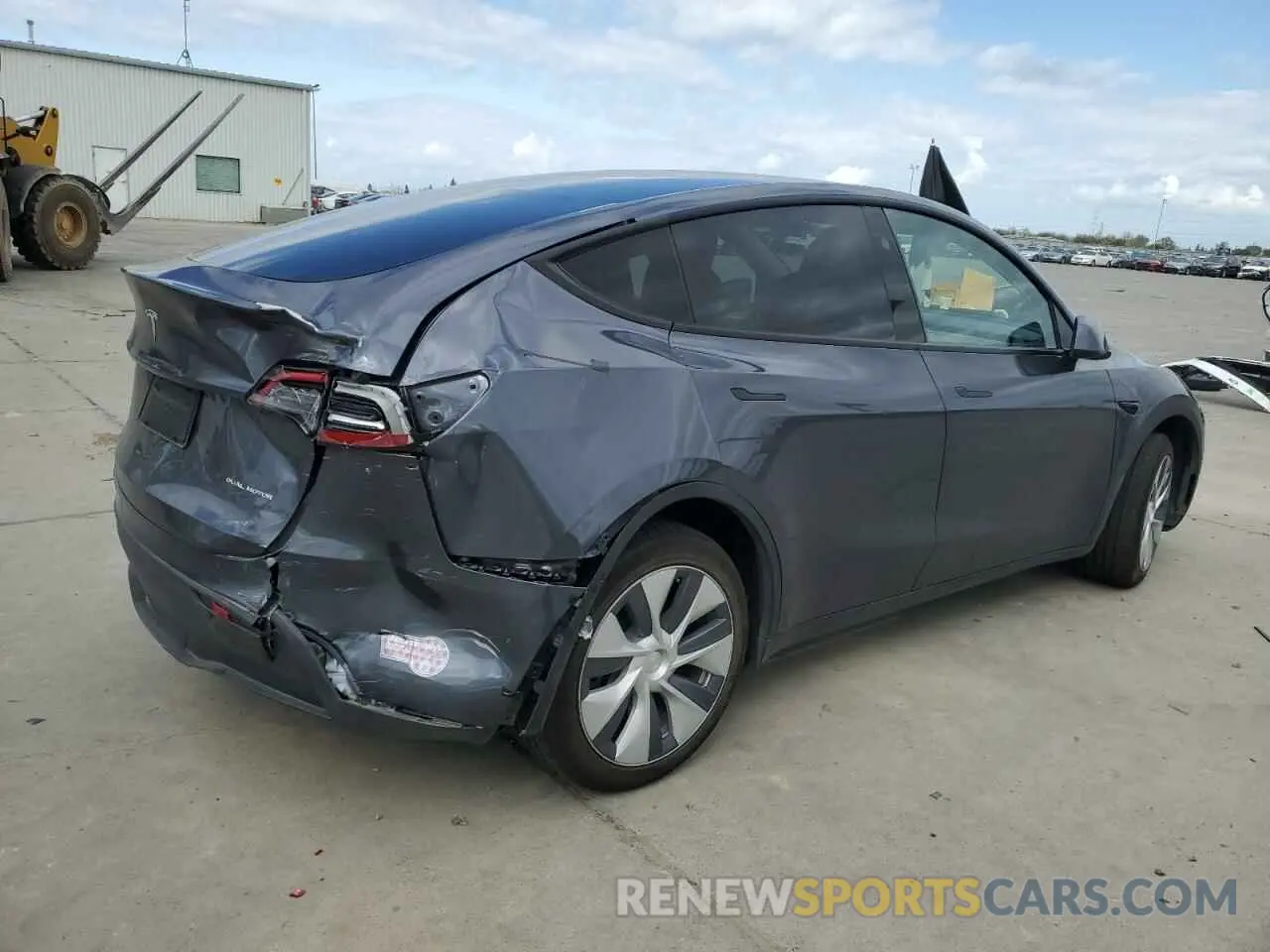 3 Photograph of a damaged car 7SAYGDEE8PF899389 TESLA MODEL Y 2023