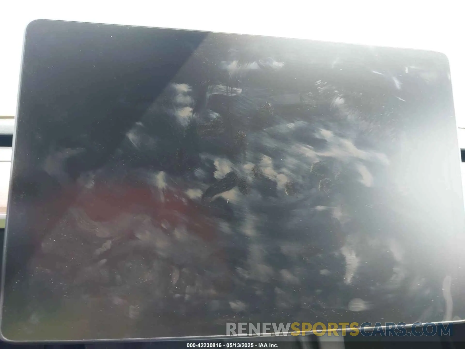 17 Photograph of a damaged car 7SAYGDEE8PF919057 TESLA MODEL Y 2023
