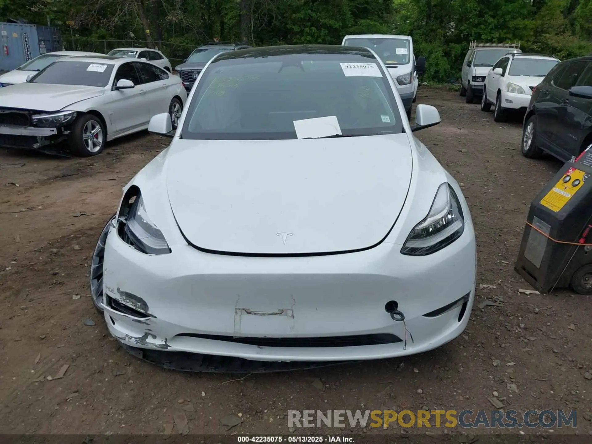 11 Photograph of a damaged car 7SAYGDEE9PA038770 TESLA MODEL Y 2023