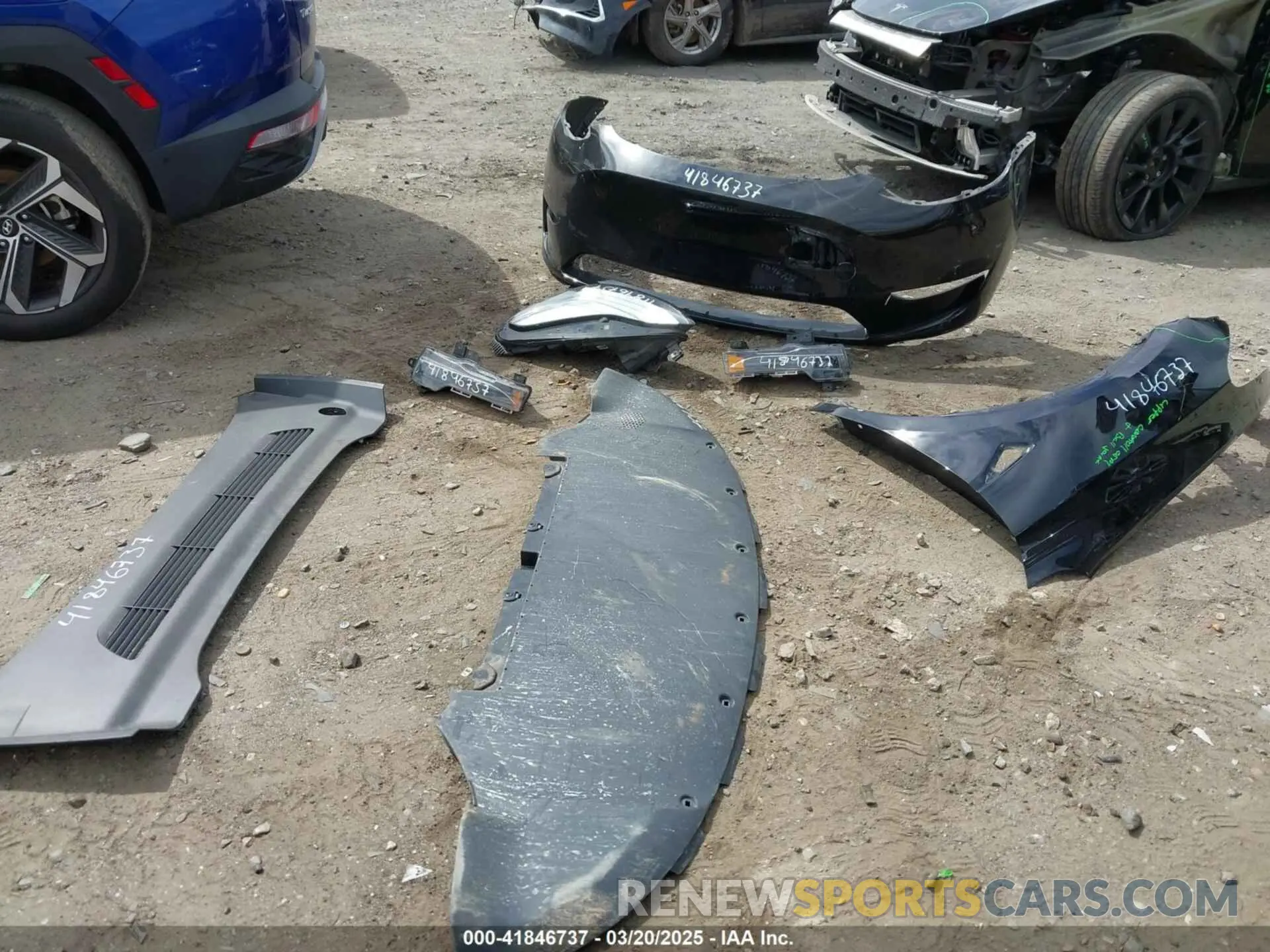 11 Photograph of a damaged car 7SAYGDEE9PA051535 TESLA MODEL Y 2023