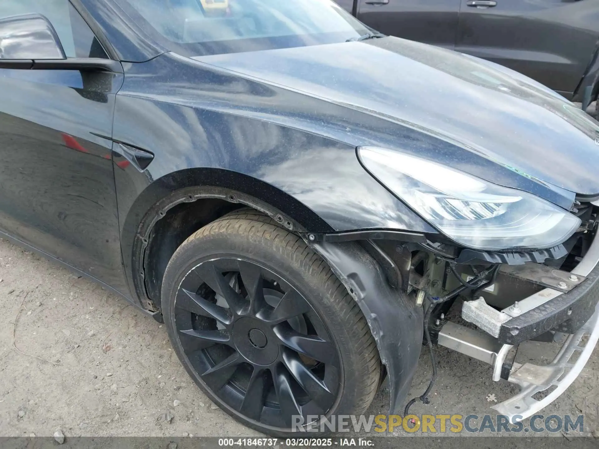 22 Photograph of a damaged car 7SAYGDEE9PA051535 TESLA MODEL Y 2023