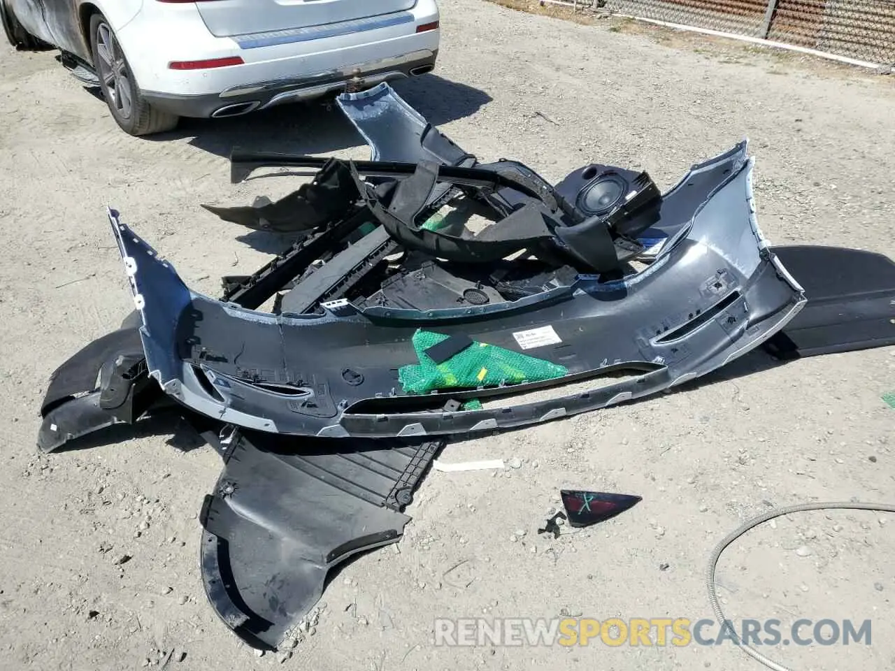13 Photograph of a damaged car 7SAYGDEE9PA076290 TESLA MODEL Y 2023