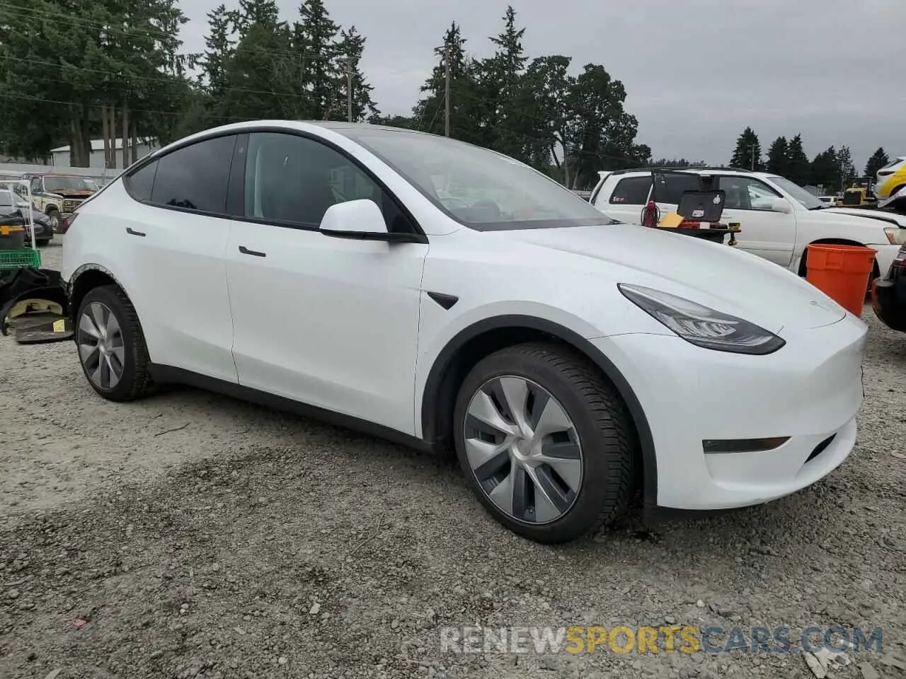 4 Photograph of a damaged car 7SAYGDEE9PA081604 TESLA MODEL Y 2023