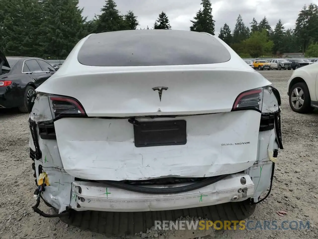 6 Photograph of a damaged car 7SAYGDEE9PA081604 TESLA MODEL Y 2023