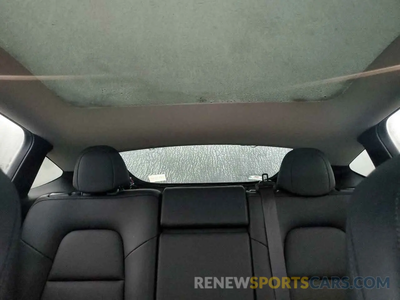 10 Photograph of a damaged car 7SAYGDEE9PA083546 TESLA MODEL Y 2023