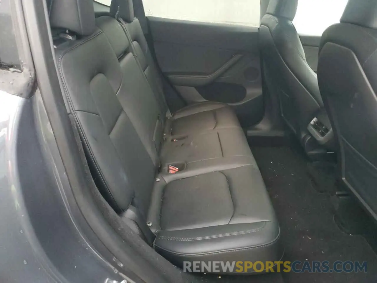 11 Photograph of a damaged car 7SAYGDEE9PA083546 TESLA MODEL Y 2023