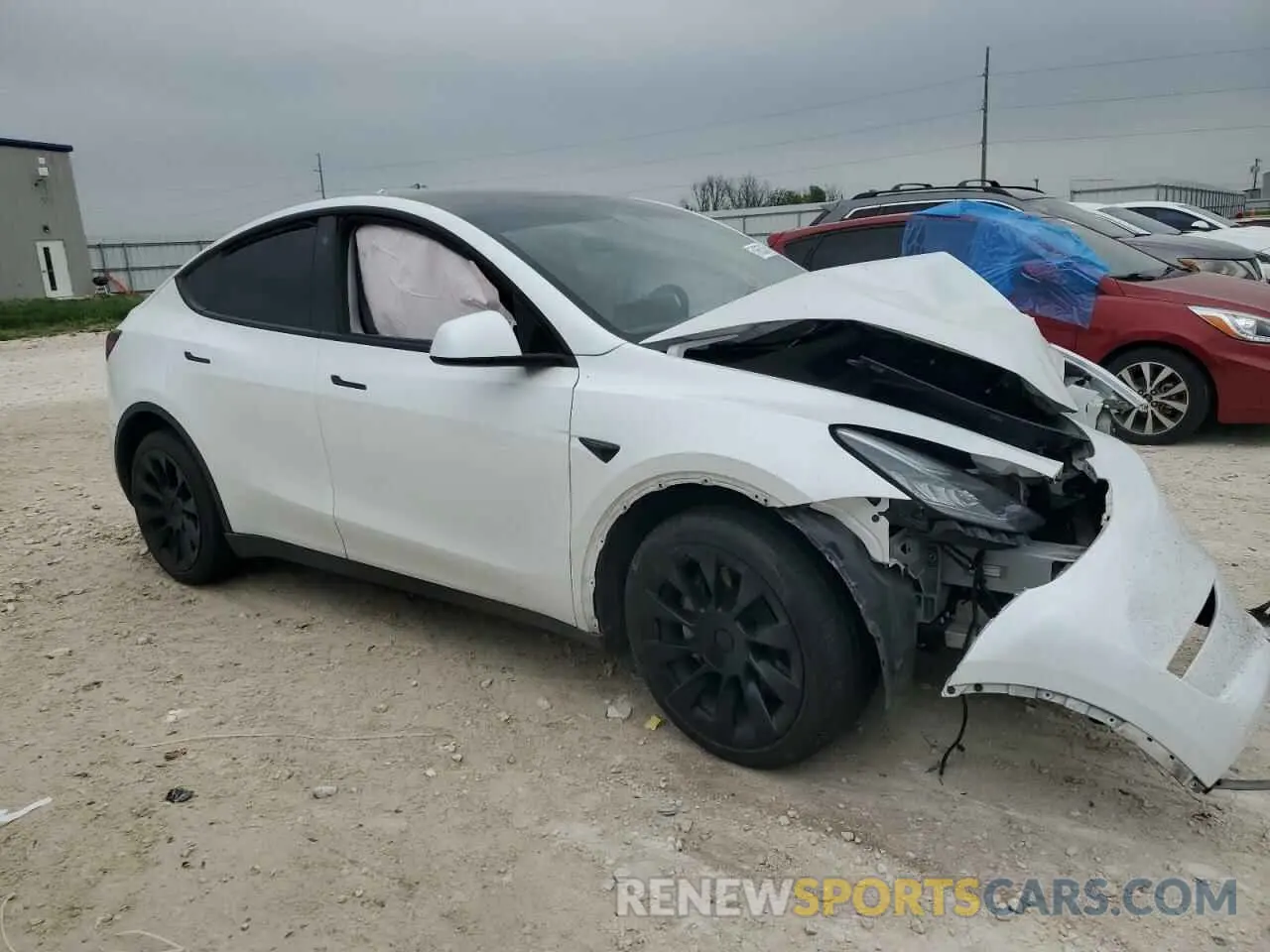 4 Photograph of a damaged car 7SAYGDEE9PA109160 TESLA MODEL Y 2023