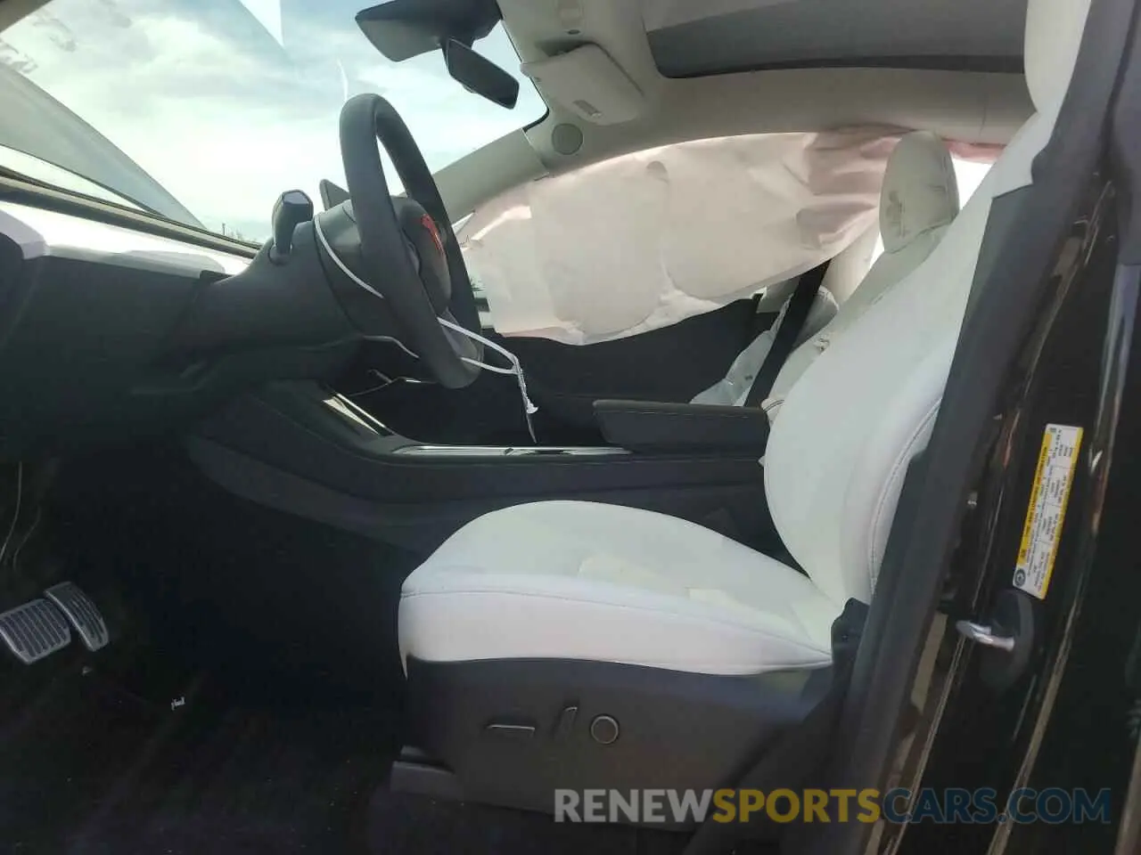 7 Photograph of a damaged car 7SAYGDEE9PA115279 TESLA MODEL Y 2023