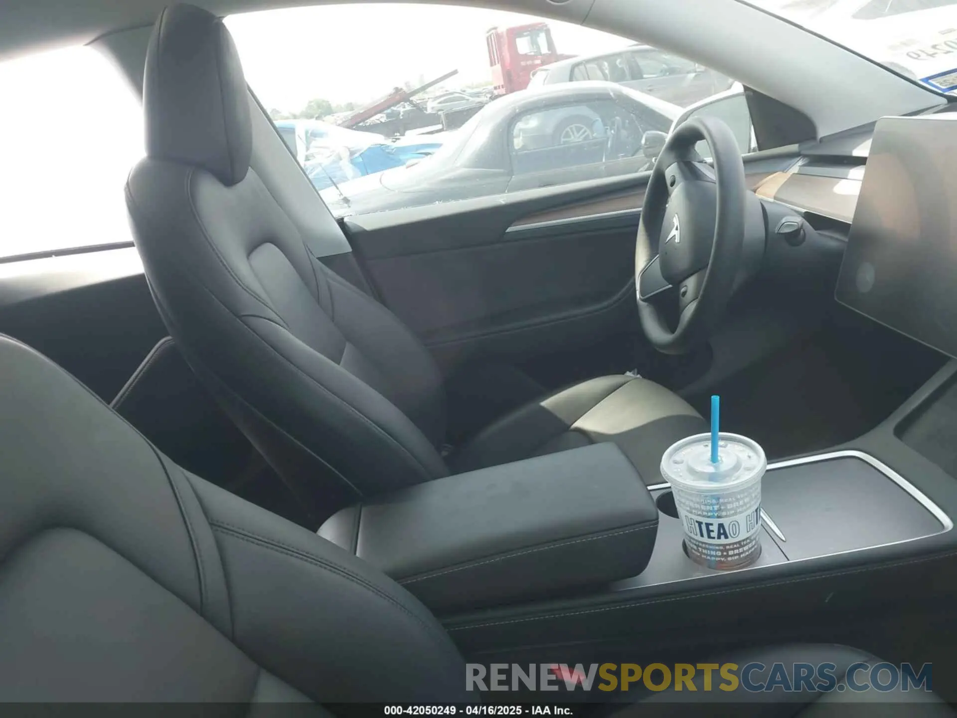 5 Photograph of a damaged car 7SAYGDEE9PA117288 TESLA MODEL Y 2023
