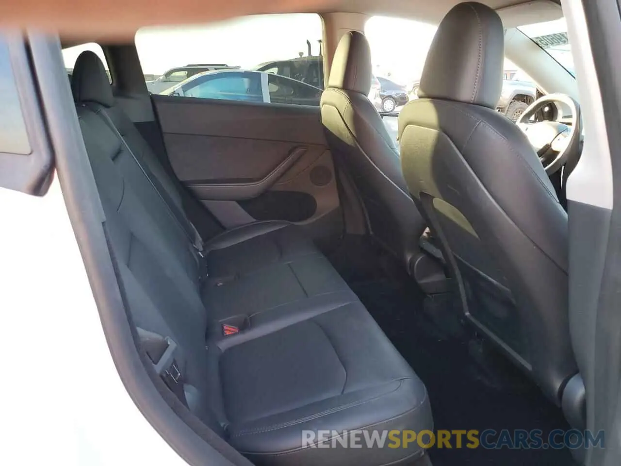 10 Photograph of a damaged car 7SAYGDEE9PA129876 TESLA MODEL Y 2023