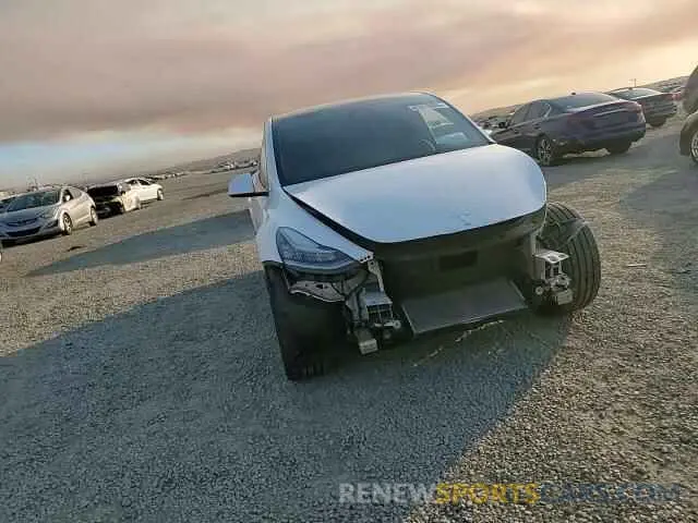 11 Photograph of a damaged car 7SAYGDEE9PA129876 TESLA MODEL Y 2023
