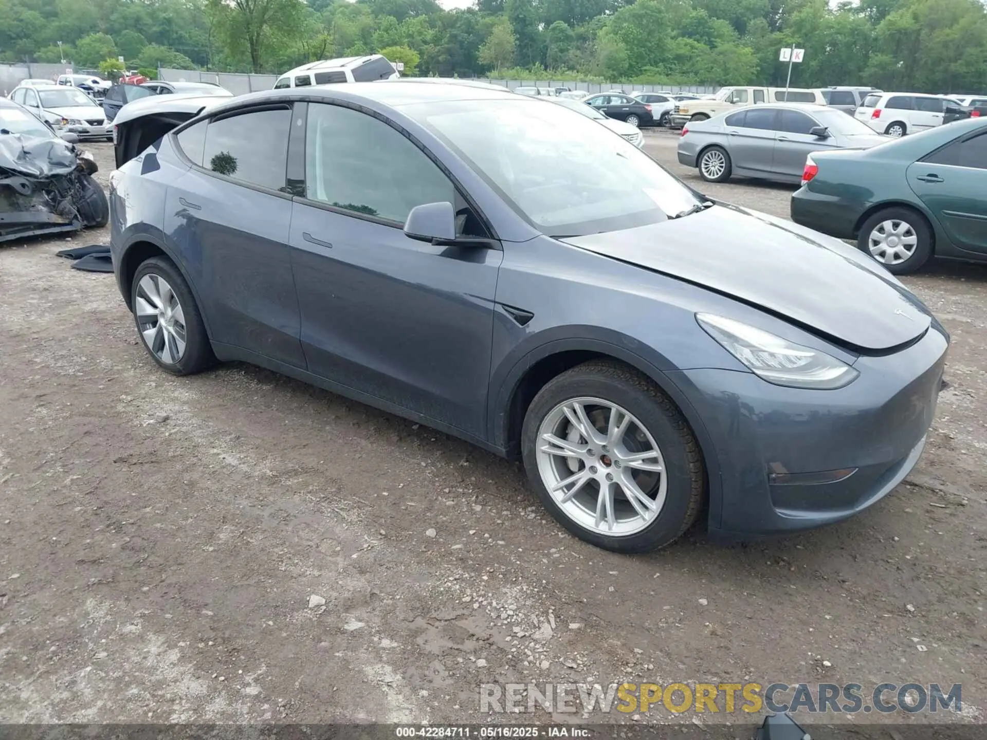 1 Photograph of a damaged car 7SAYGDEE9PA130624 TESLA MODEL Y 2023
