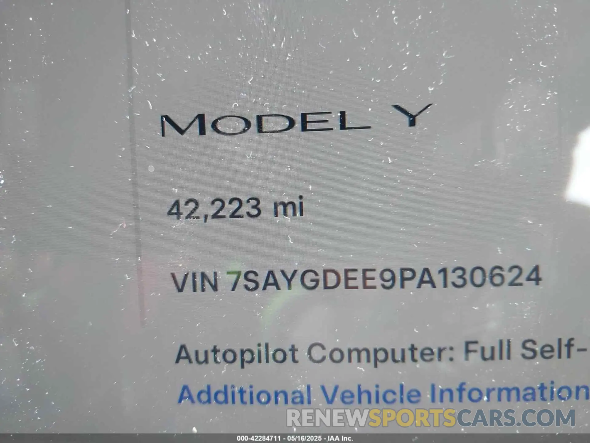 15 Photograph of a damaged car 7SAYGDEE9PA130624 TESLA MODEL Y 2023