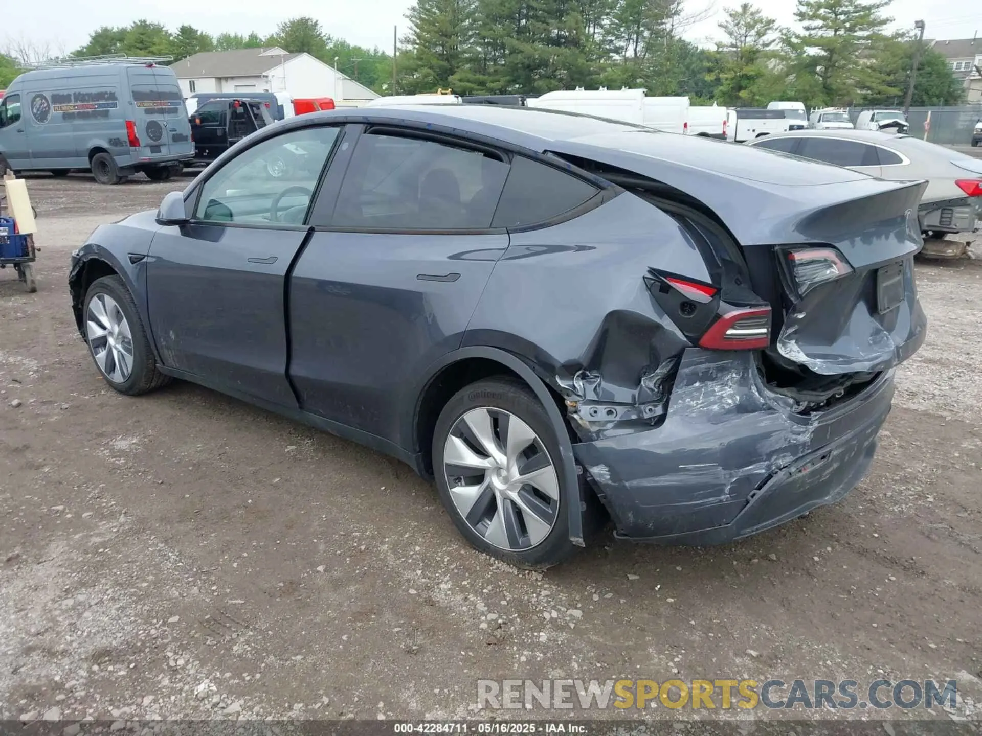 3 Photograph of a damaged car 7SAYGDEE9PA130624 TESLA MODEL Y 2023