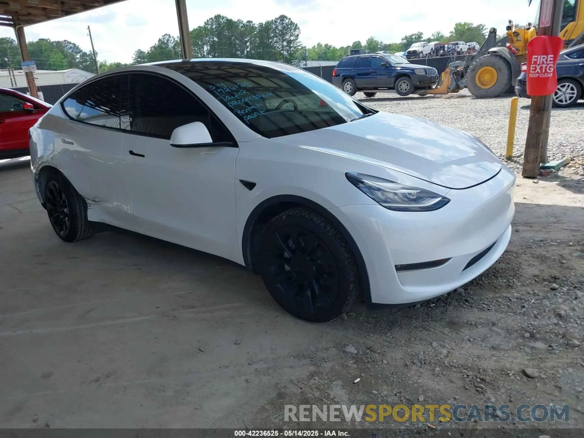 1 Photograph of a damaged car 7SAYGDEE9PA155071 TESLA MODEL Y 2023