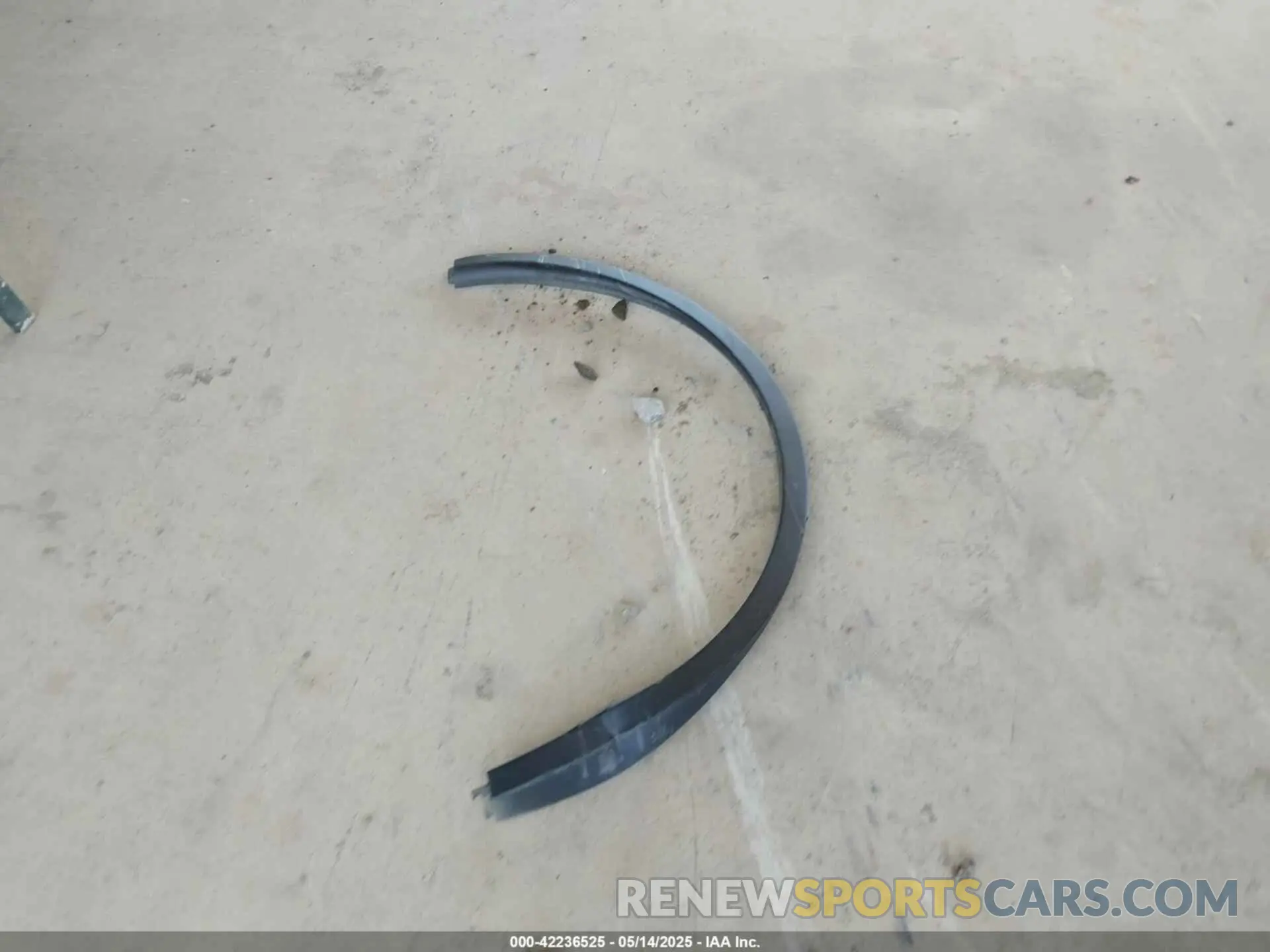 12 Photograph of a damaged car 7SAYGDEE9PA155071 TESLA MODEL Y 2023
