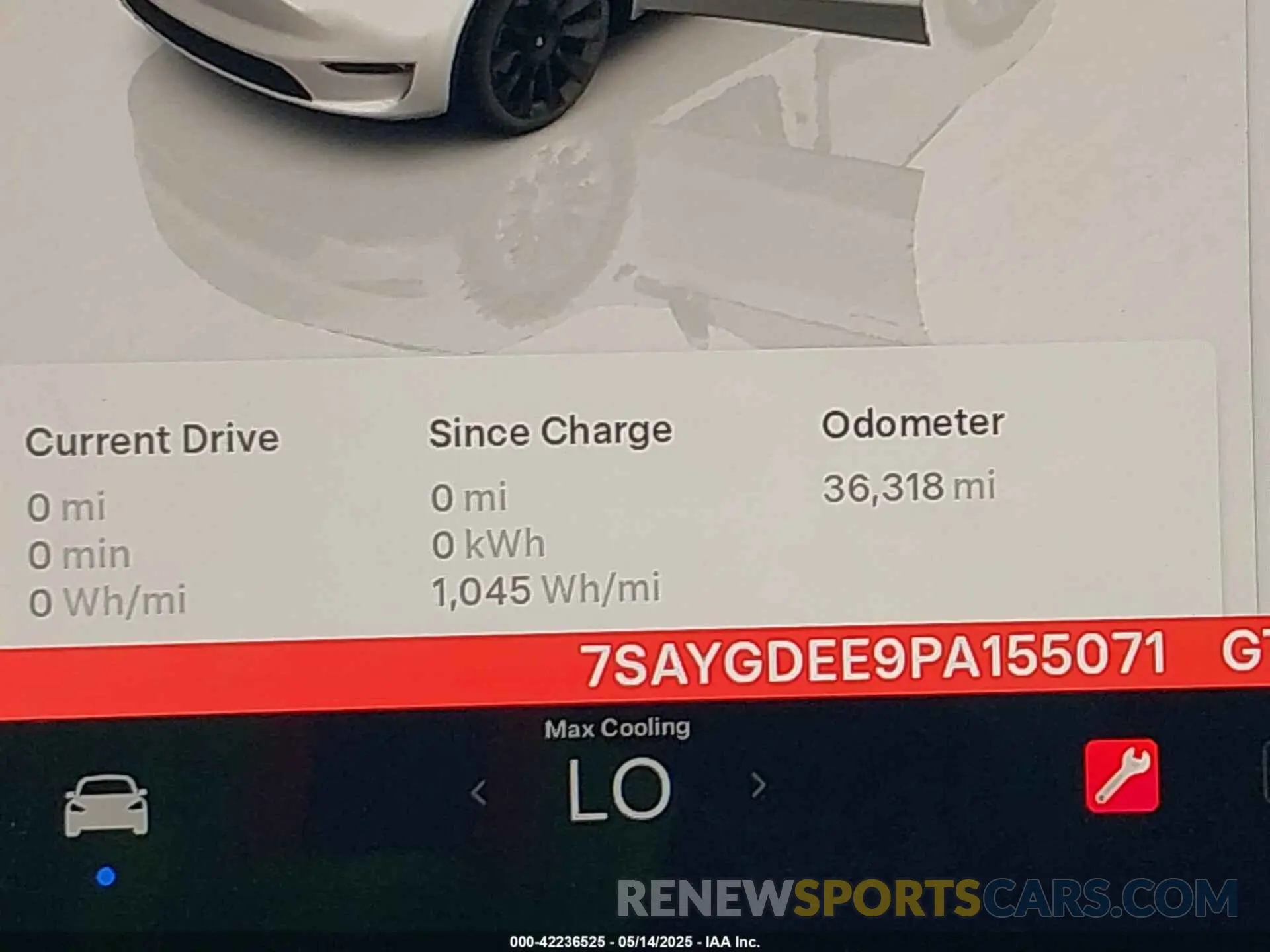 16 Photograph of a damaged car 7SAYGDEE9PA155071 TESLA MODEL Y 2023