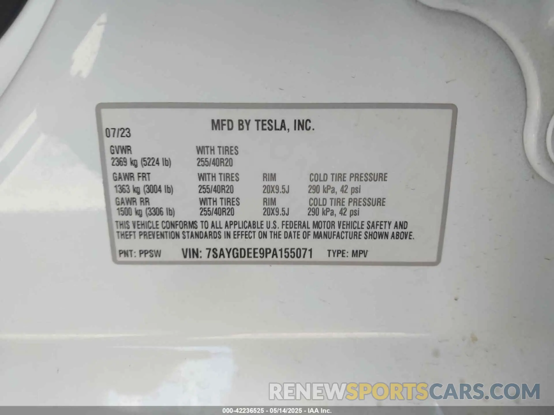 9 Photograph of a damaged car 7SAYGDEE9PA155071 TESLA MODEL Y 2023