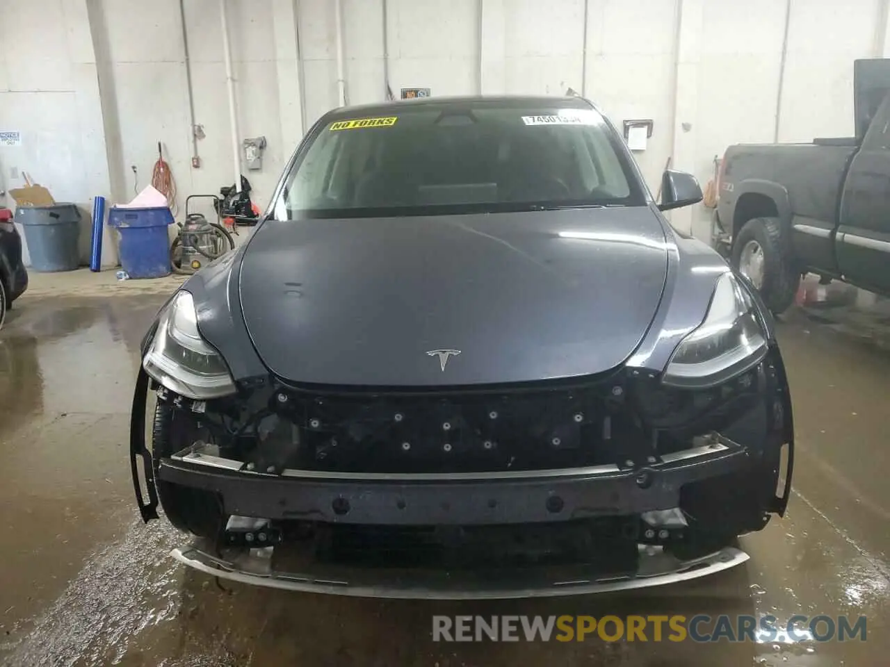 5 Photograph of a damaged car 7SAYGDEE9PA163235 TESLA MODEL Y 2023