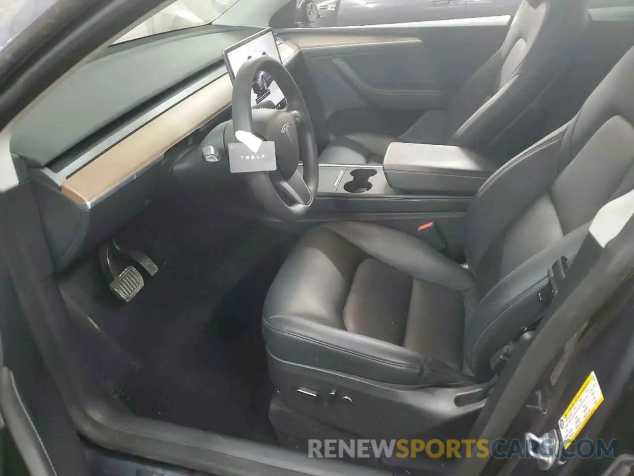 7 Photograph of a damaged car 7SAYGDEE9PA163235 TESLA MODEL Y 2023