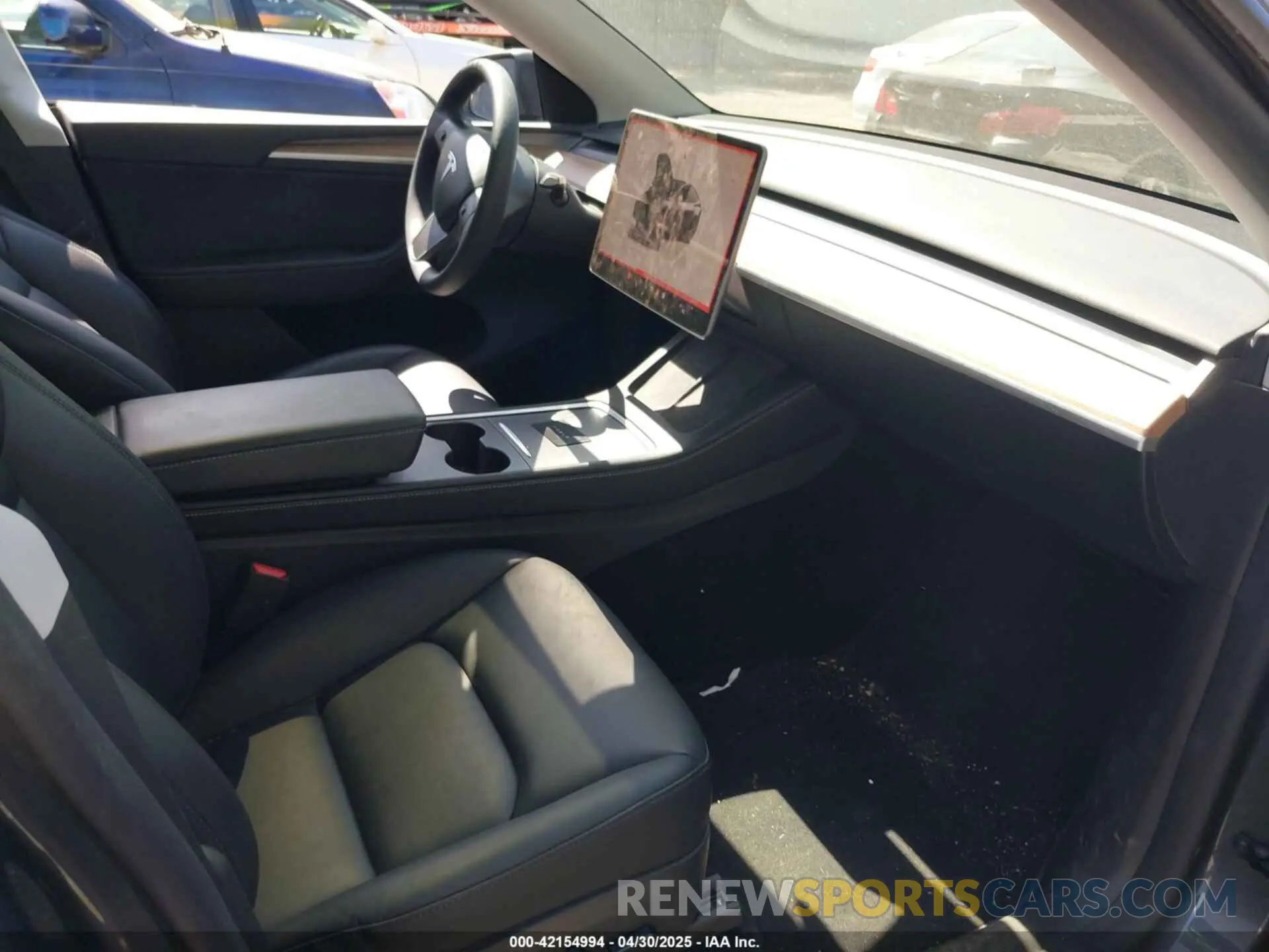5 Photograph of a damaged car 7SAYGDEE9PA170556 TESLA MODEL Y 2023
