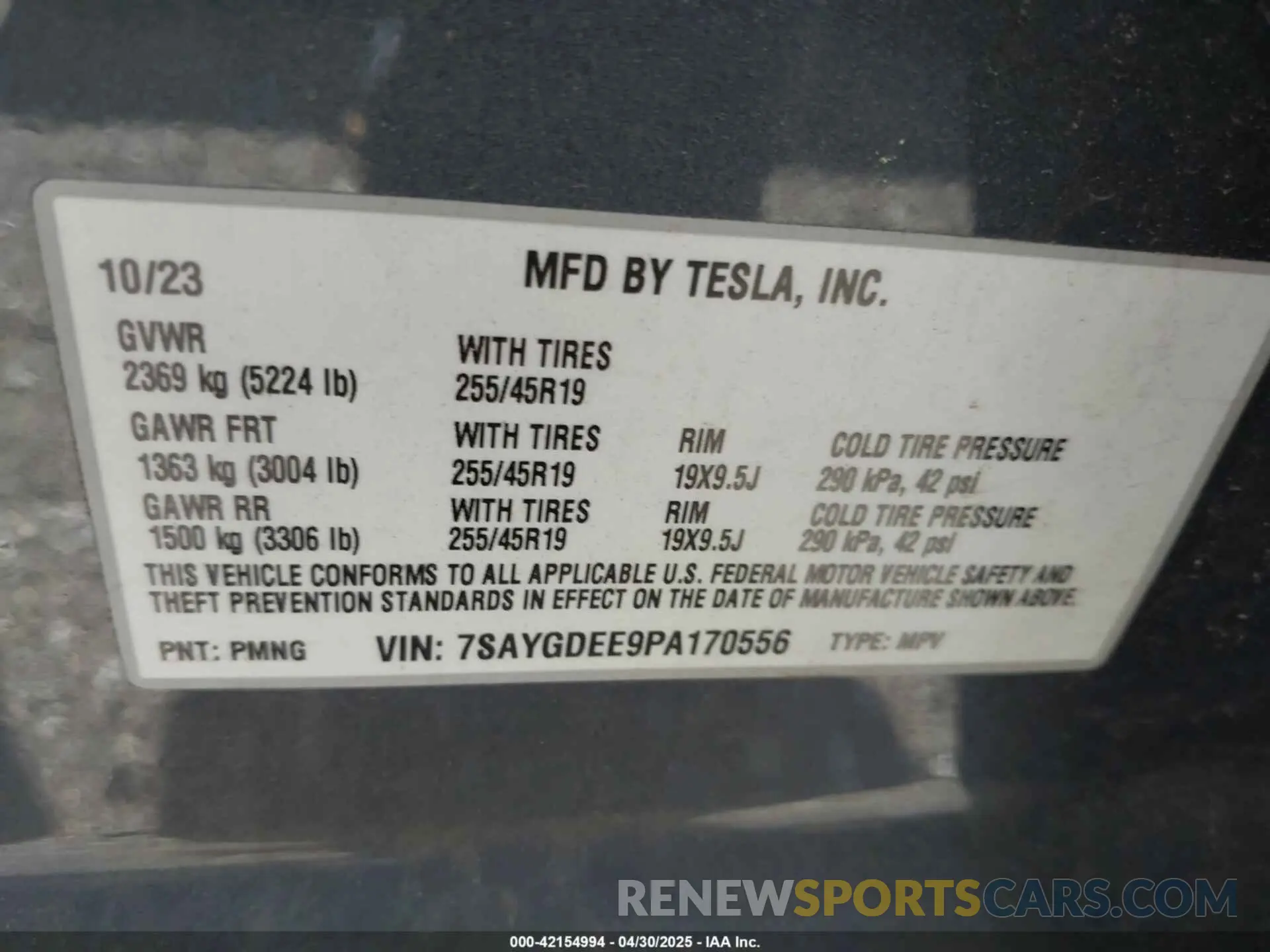 9 Photograph of a damaged car 7SAYGDEE9PA170556 TESLA MODEL Y 2023