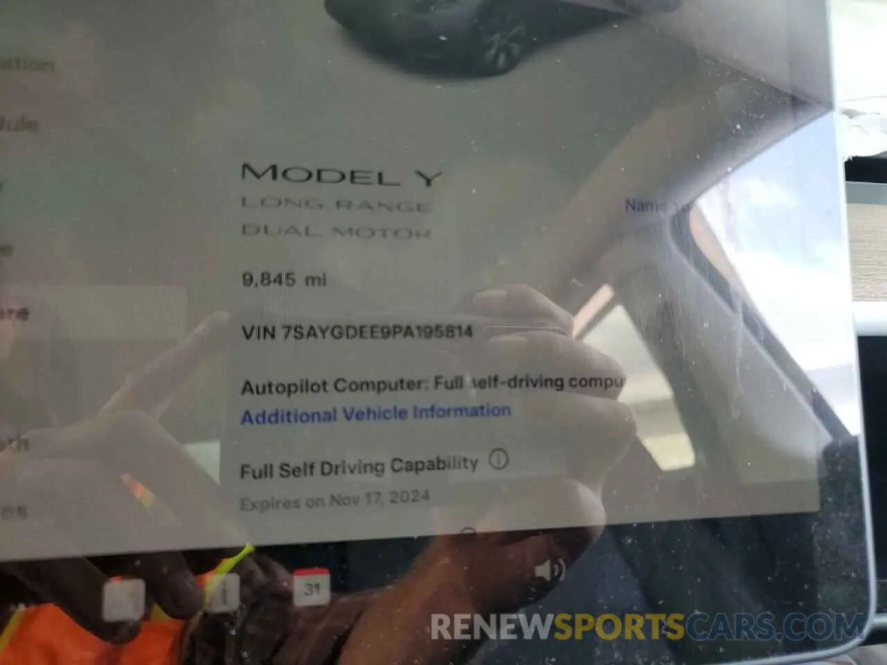 9 Photograph of a damaged car 7SAYGDEE9PA195814 TESLA MODEL Y 2023