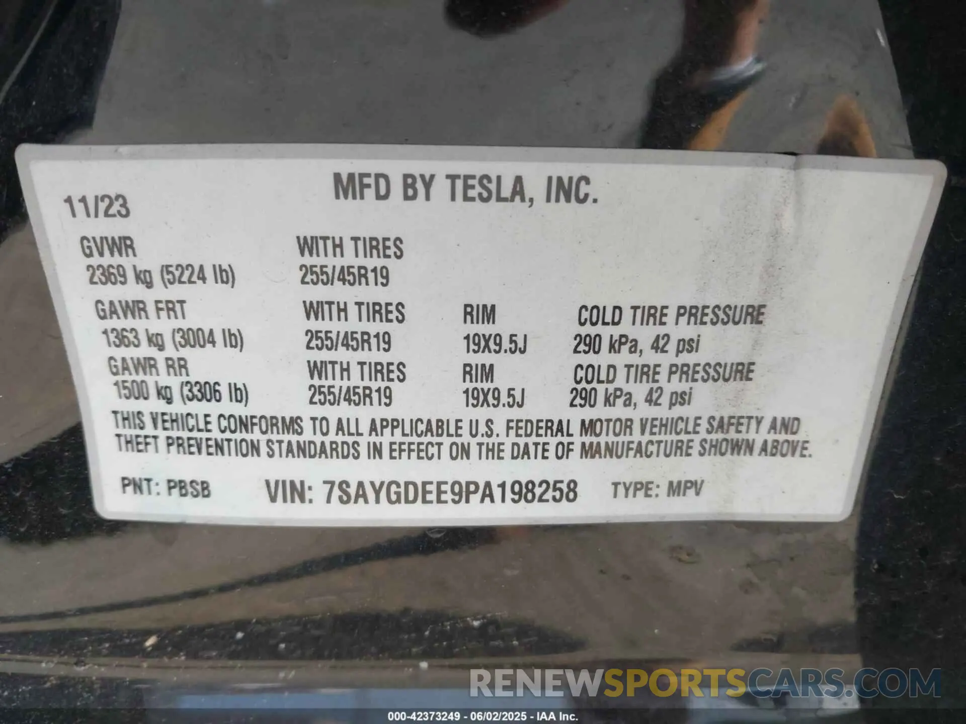 9 Photograph of a damaged car 7SAYGDEE9PA198258 TESLA MODEL Y 2023