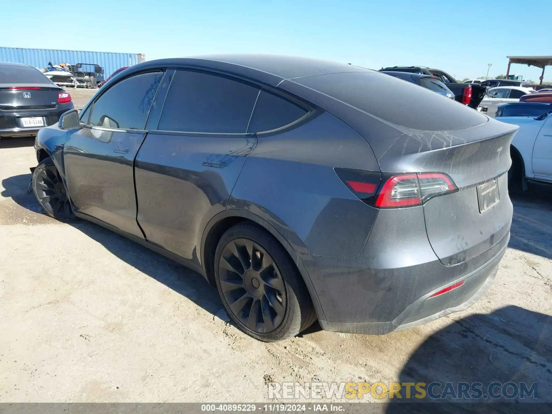 3 Photograph of a damaged car 7SAYGDEE9PA203264 TESLA MODEL Y 2023