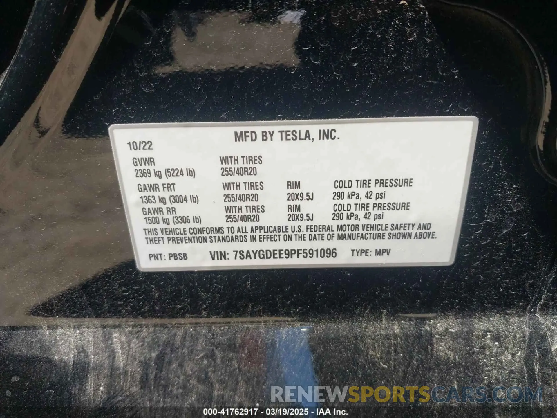 9 Photograph of a damaged car 7SAYGDEE9PF591096 TESLA MODEL Y 2023