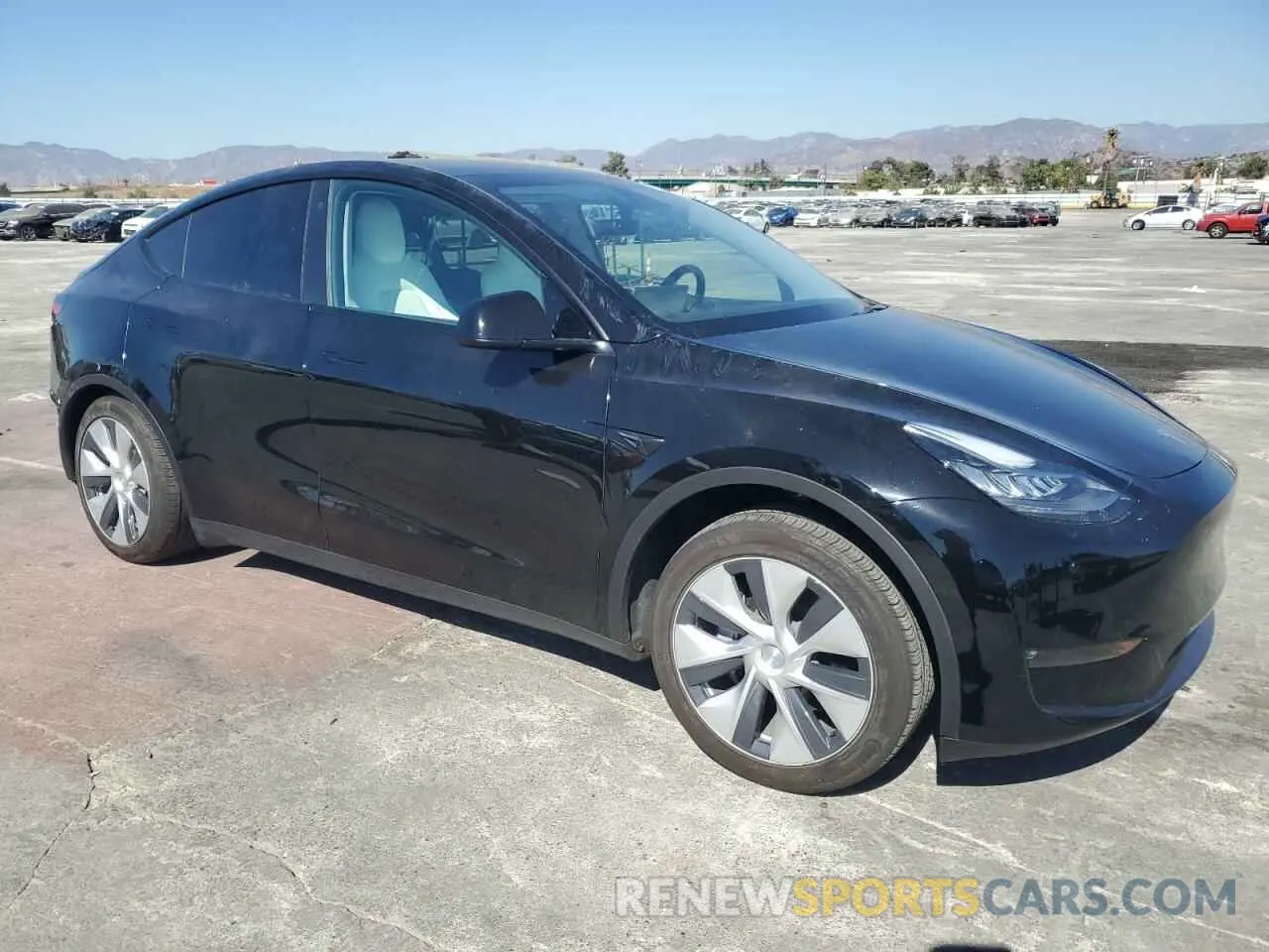4 Photograph of a damaged car 7SAYGDEE9PF608303 TESLA MODEL Y 2023