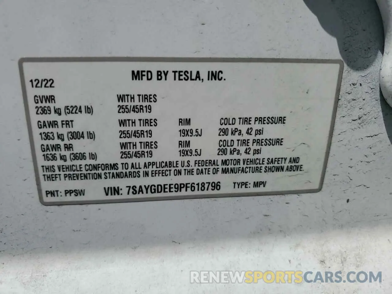 13 Photograph of a damaged car 7SAYGDEE9PF618796 TESLA MODEL Y 2023