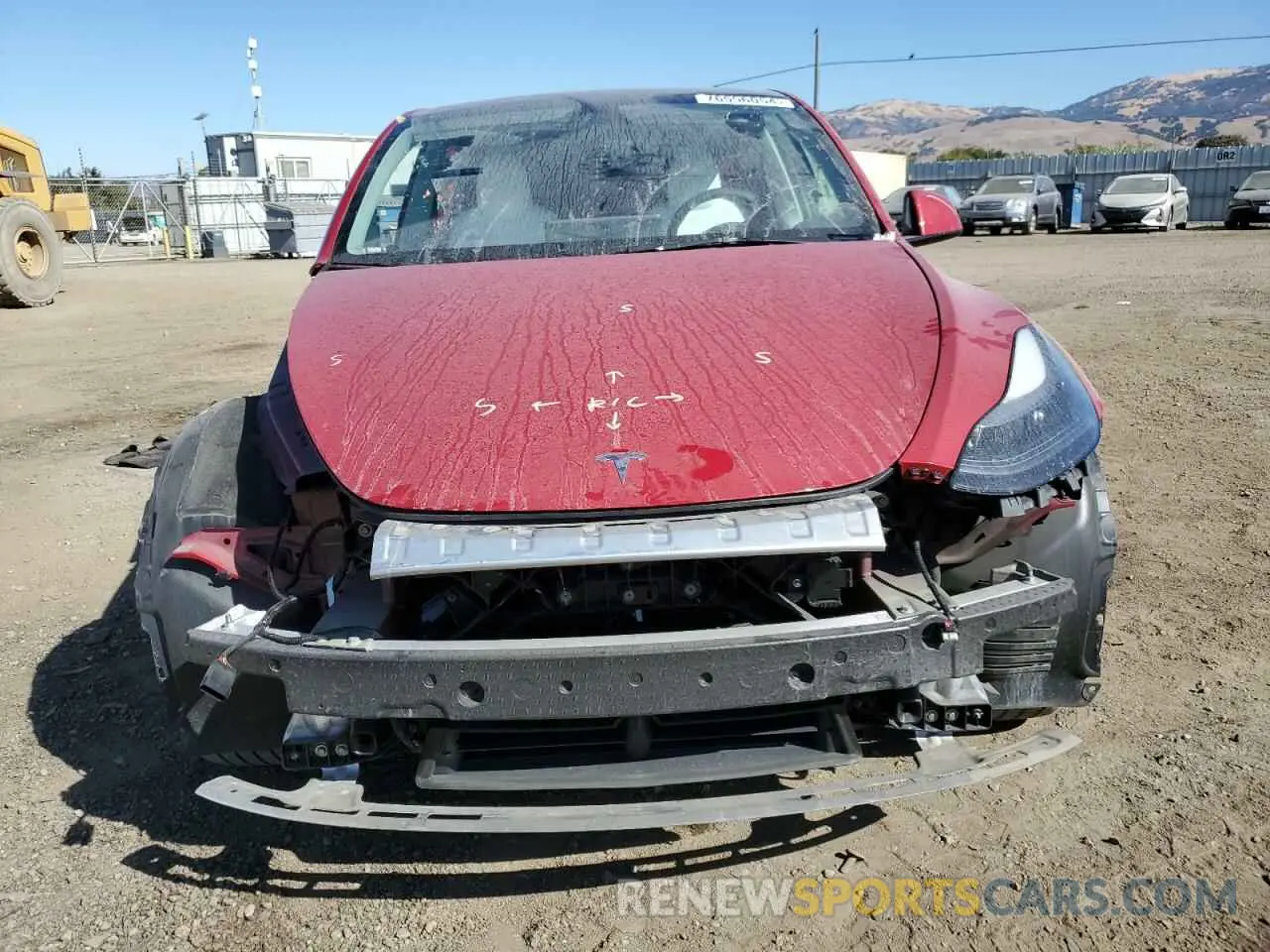 5 Photograph of a damaged car 7SAYGDEE9PF628437 TESLA MODEL Y 2023